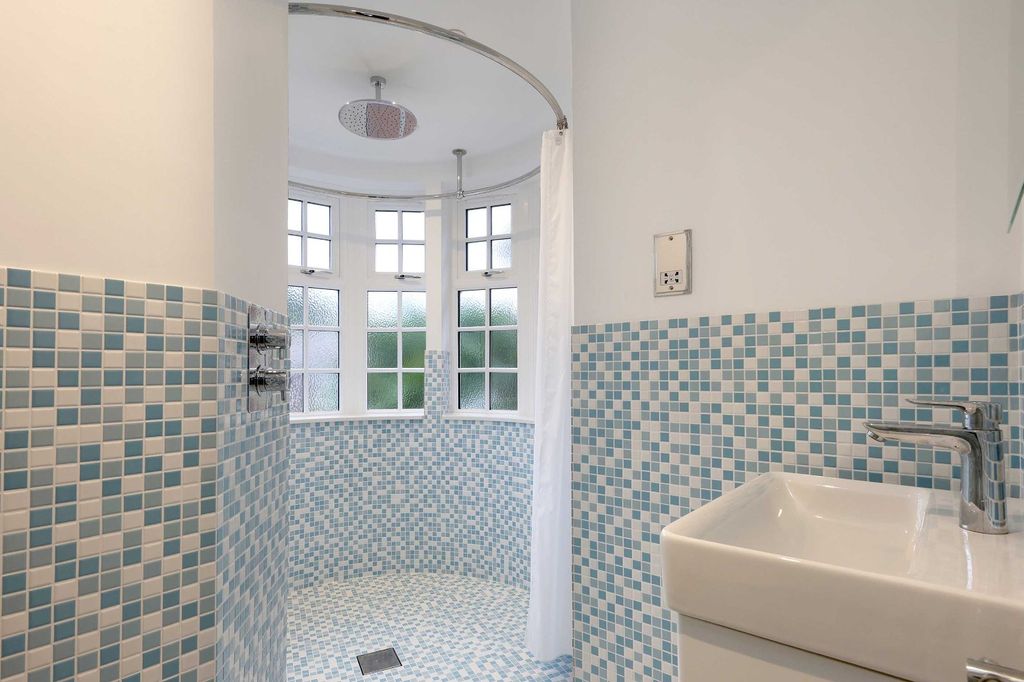 Additional image 18 of 6 bed detached house for salePriests Paddock, Knotty Green, Beaconsfield, Buckinghamshire HP9