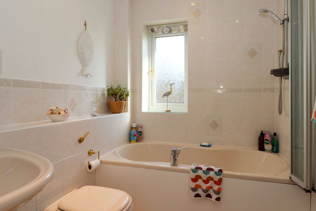 Additional image 15 of 4 bed detached house for saleFair View, Alresford SO24