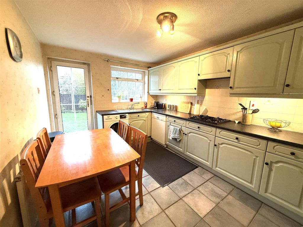 Additional image 3 of 4 bed detached house for saleEdensor Drive, Belper DE56