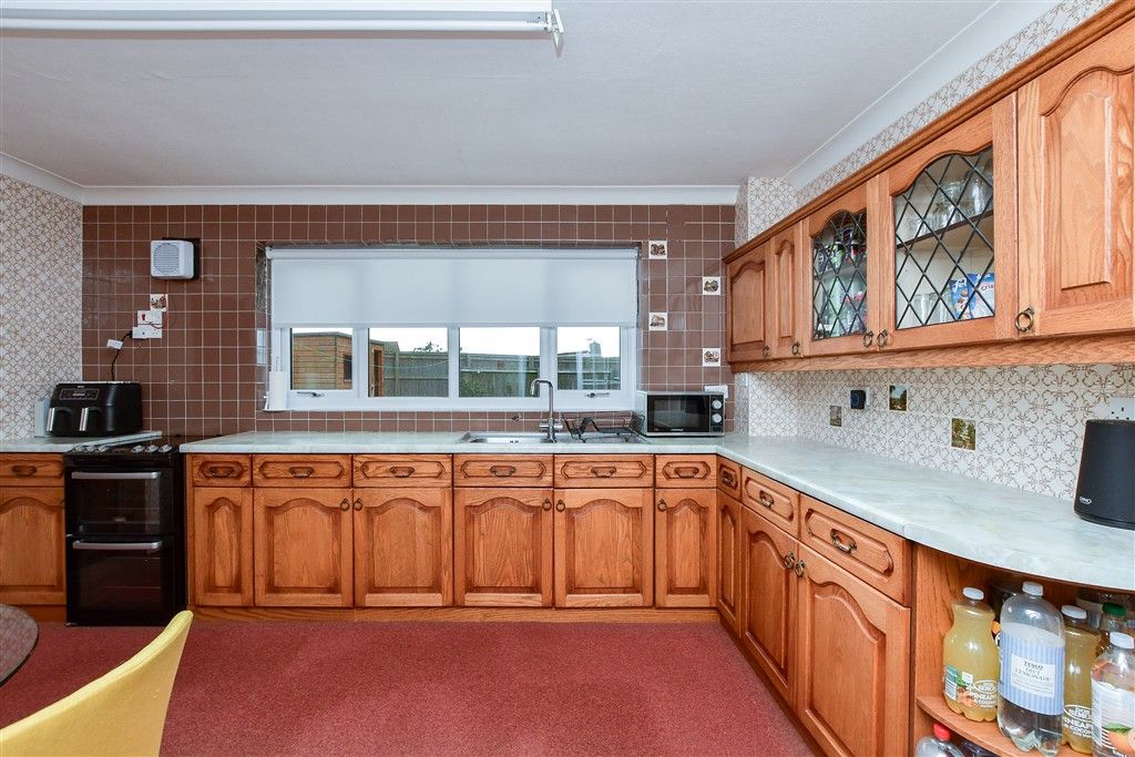Additional image 7 of 3 bed detached house for saleDaryngton Avenue, Birchington, Kent CT7