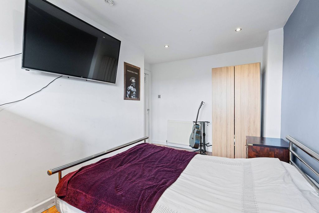 Additional image 19 of 4 bed semi-detached house for saleNether Currie Crescent, Currie, Edinburgh EH14