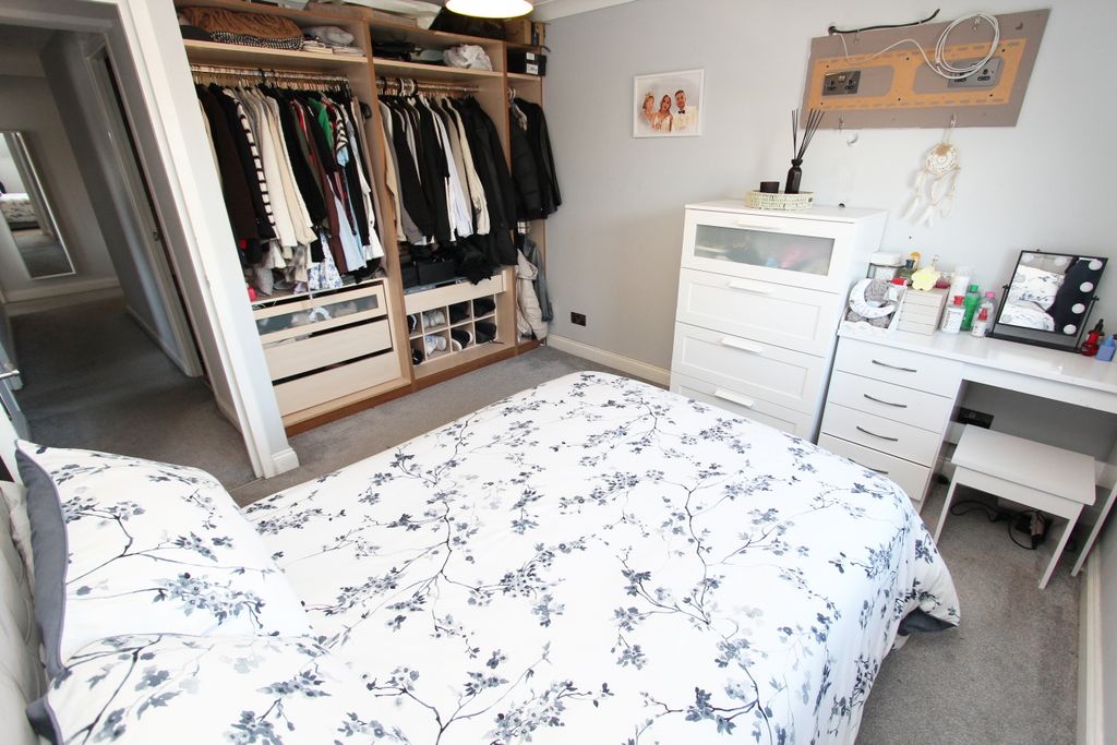 Additional image 5 of 2 bed flat for saleRobert Court, 35 Crook Log, Bexleyheath DA6