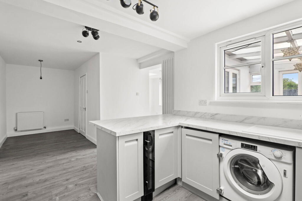 Additional image 3 of 23 Fulton Close, Bromsgrove, Worcestershire.  B60 2HA