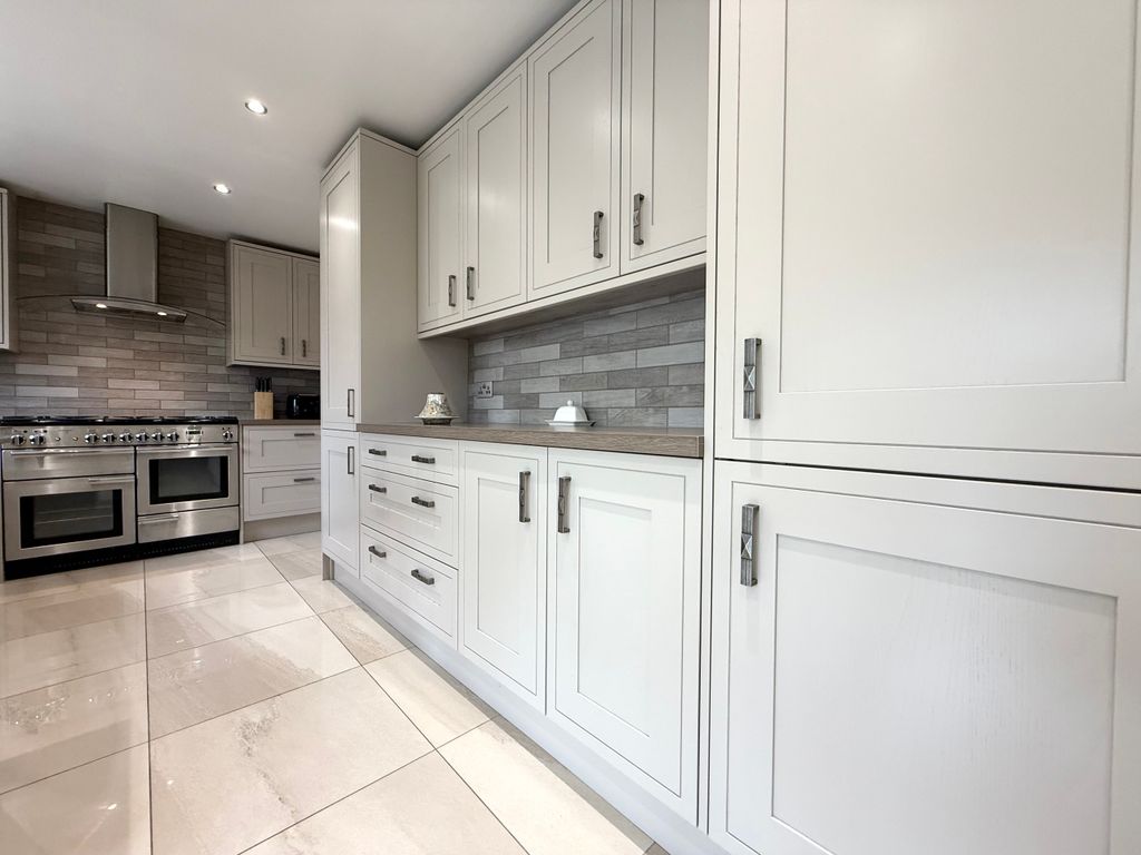 Additional image 13 of 4 bed detached house for saleCoed Duffryn, Aberdare CF44