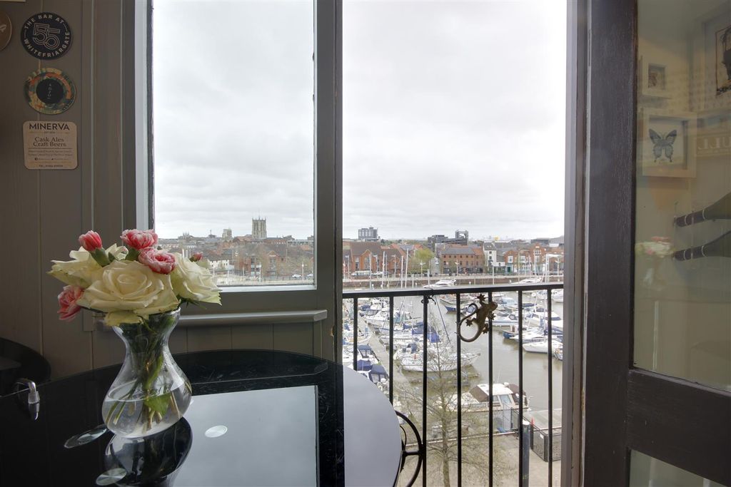 Additional image 9 of 1 bed flat for saleKingston Street, Hull HU1