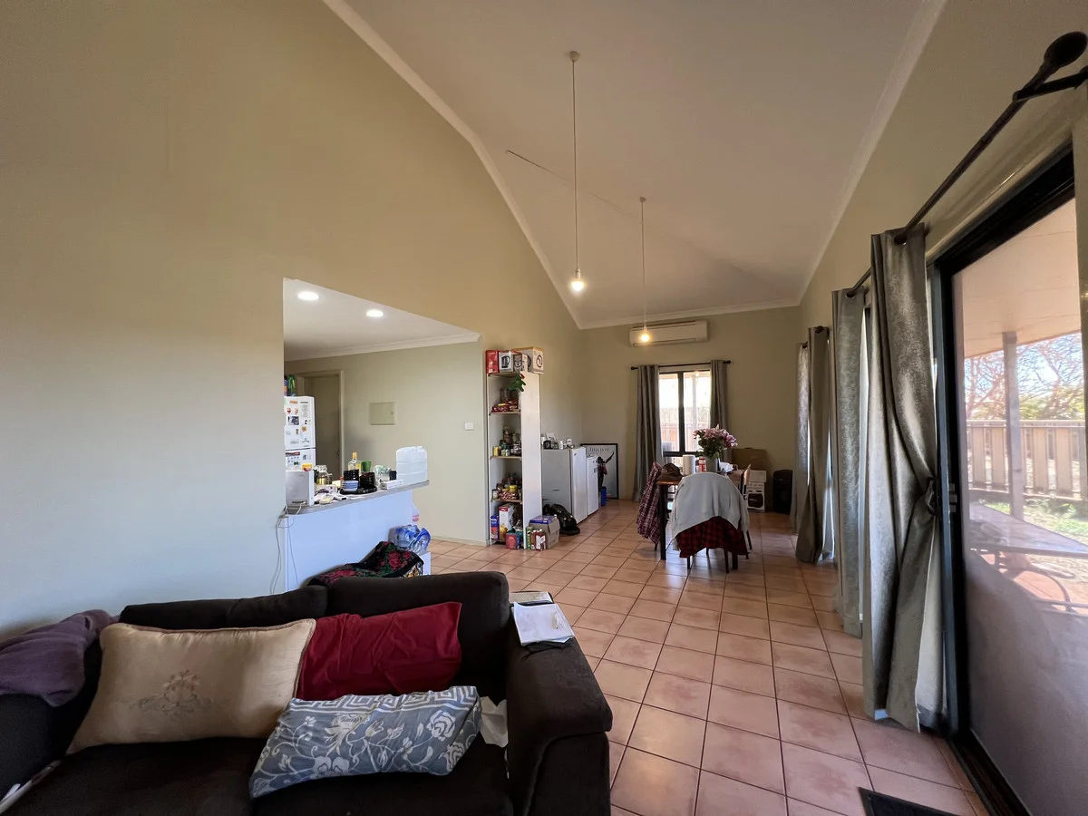 Additional image 2 of 4/6 Nardoo Loop, Newman WA 6753