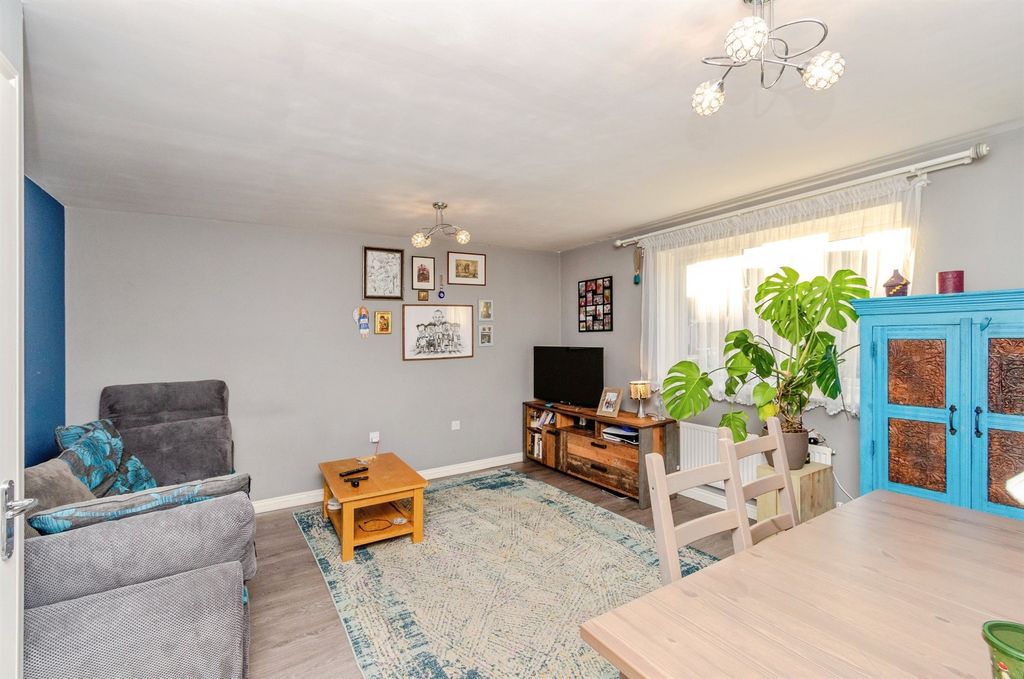 Additional image 7 of 3 bed terraced house for saleKynance Grove, Wolverhampton WV14
