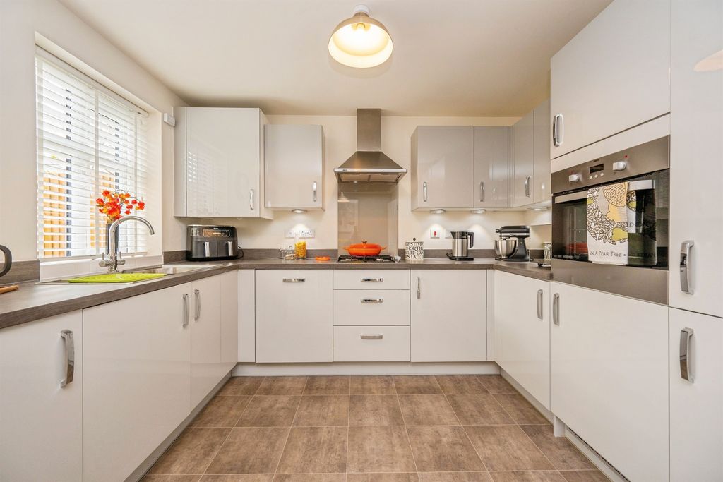 Additional image 4 of 3 bed semi-detached house for saleAshton Close, Ashbourne DE6