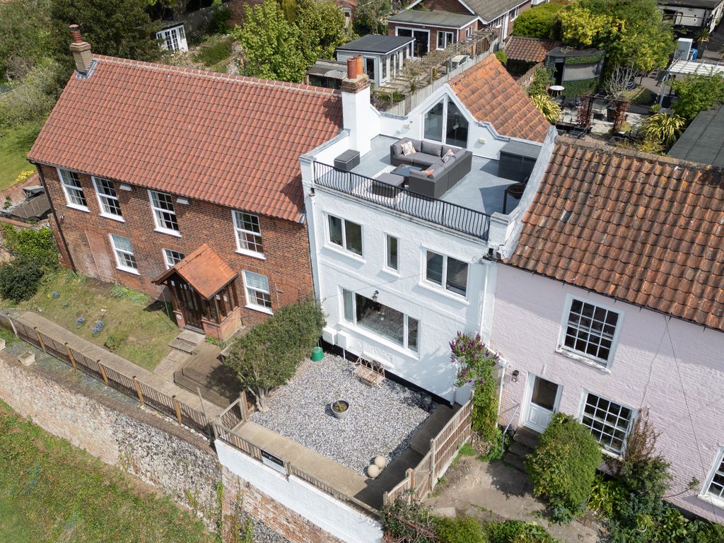 Additional image 19 of 3 bed town house for saleCliff Cottages, Puddingmoor, Beccles NR34