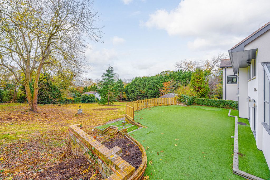 Additional image 43 of 5 bed detached house for saleBowers Road, Benfleet SS7