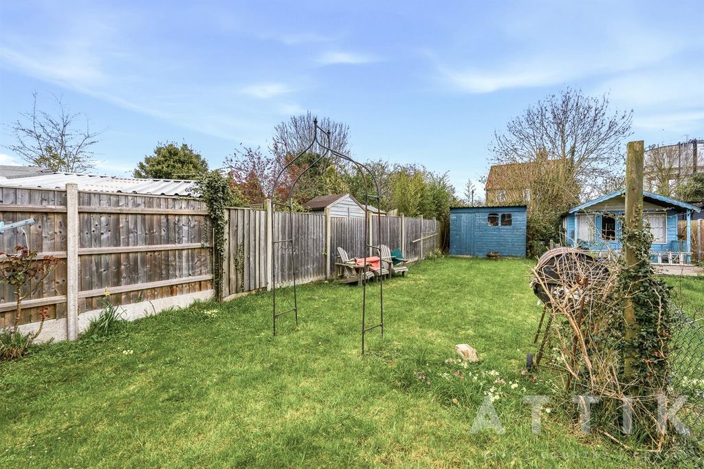 Additional image 27 of 3 bed semi-detached house for saleUpper Avenue, Halesworth IP19