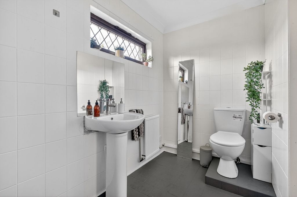 Additional image 10 of 3 bed end terrace house for sale100 Ferguson Street, Ayr KA8