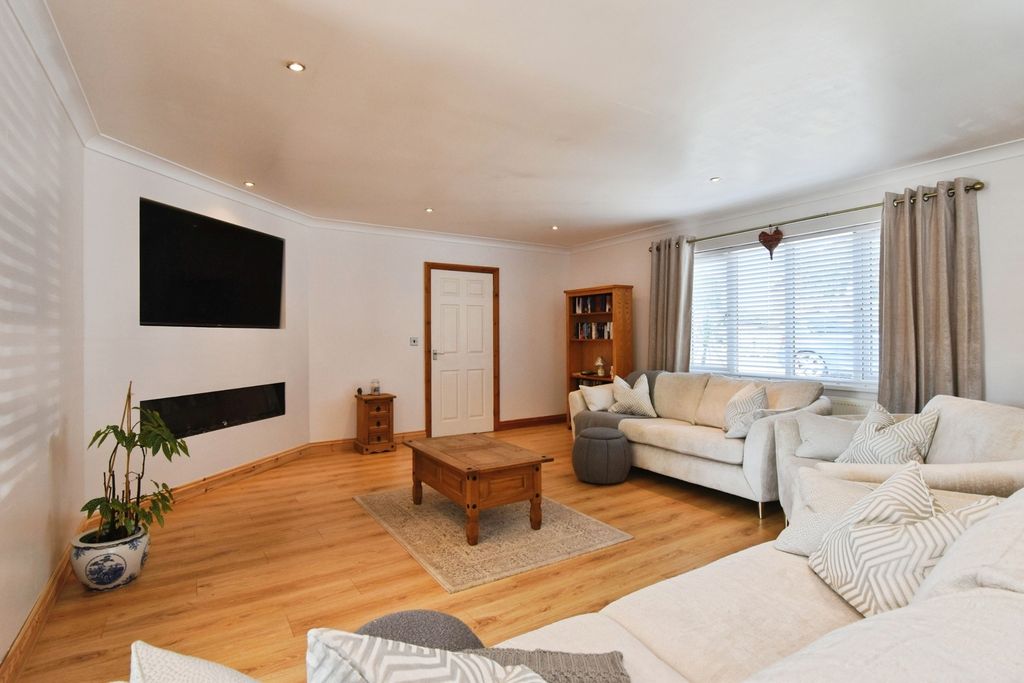 Additional image 11 of 5 bed detached house for saleWernoleu Road, Betws, Ammanford, Carmarthenshire SA18