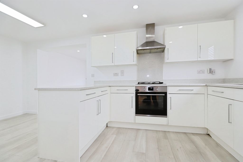 Additional image 4 of 3 bed detached house for saleBaobab Drive, Bilston WV14