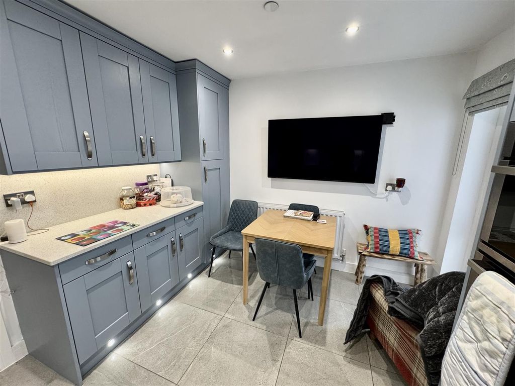 Additional image 6 of 3 bed detached bungalow for saleLlys Tir Nant, Tycroes, Ammanford SA18