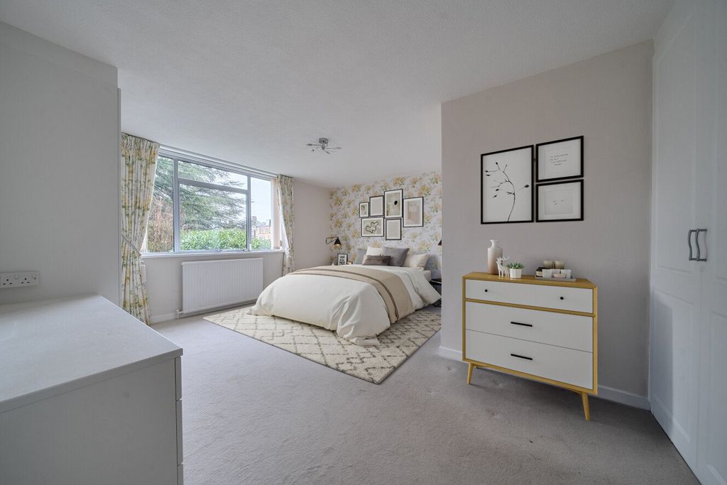 Additional image 2 of 3 bed flat for saleParkside, Court Downs Road, Beckenham BR3