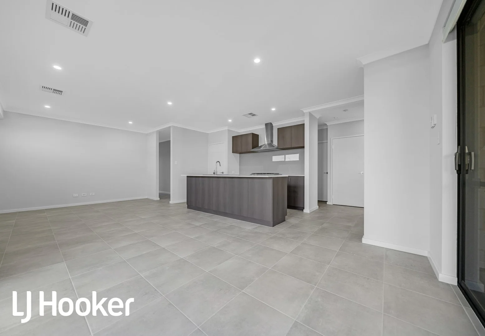 Additional image 8 of 31 Gambier Grove, Eglinton WA 6034