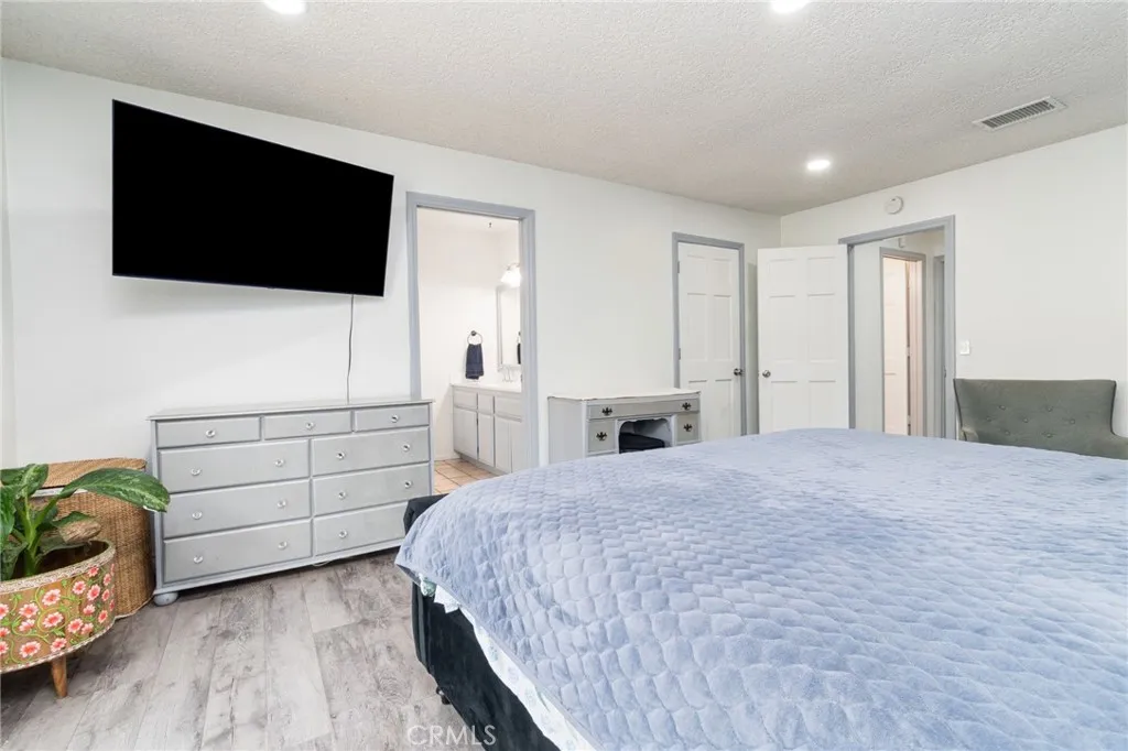 Additional image 27 of 682 W Cheshire St, Rialto, CA 92377