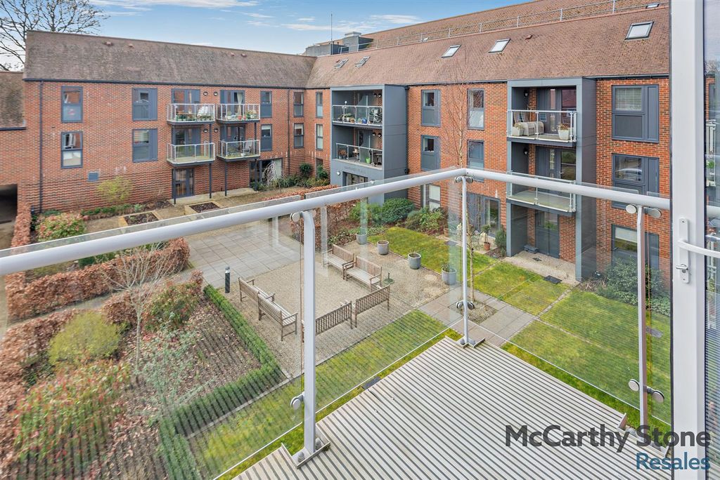 Additional image 26 of 1 bed flat for saleWayfarer Place, The Dean, Alresford SO24