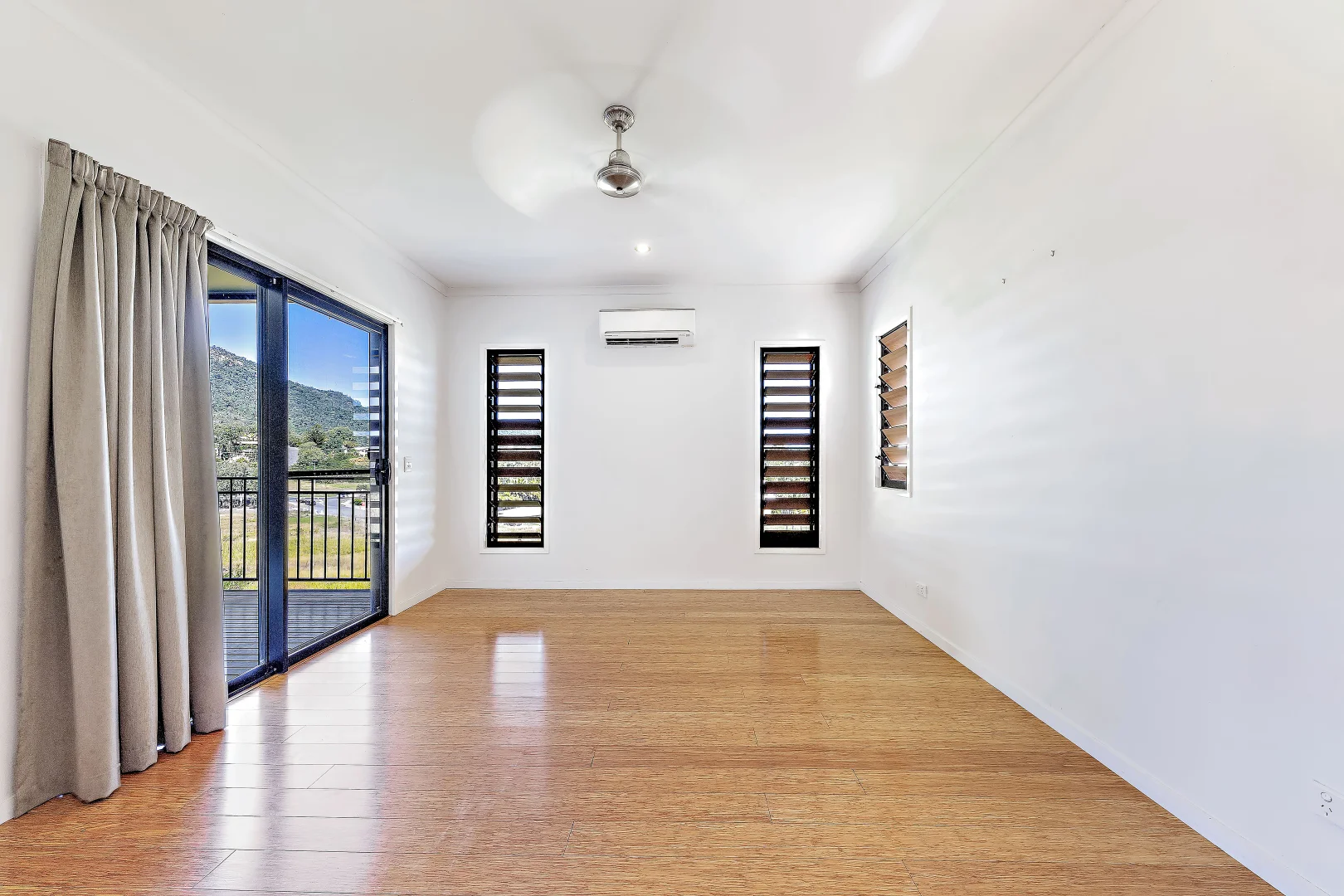 Additional image 14 of 13 Beth Court, Cannonvale QLD 4802