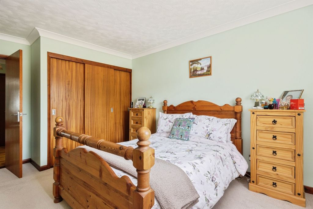 Additional image 11 of 3 bed detached bungalow for saleNew North Road, Attleborough NR17