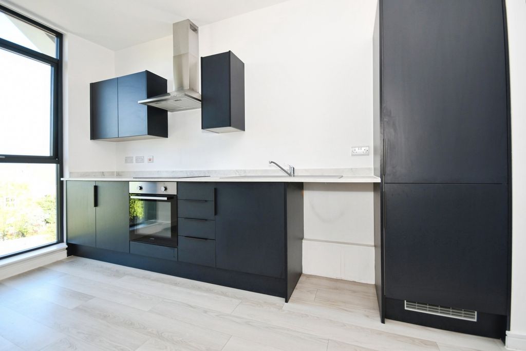 Additional image 3 of 1 bed flat for saleWest Bars, Chesterfield, Derbyshire S40