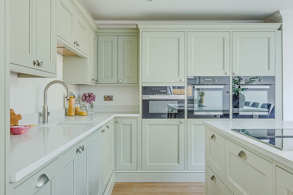 Additional image 15 of 6 bed detached house for saleNashlea Farm, Poors Lane North, Benfleet SS7
