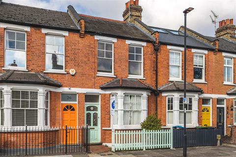 Cedars Road, Winchmore Hill N21