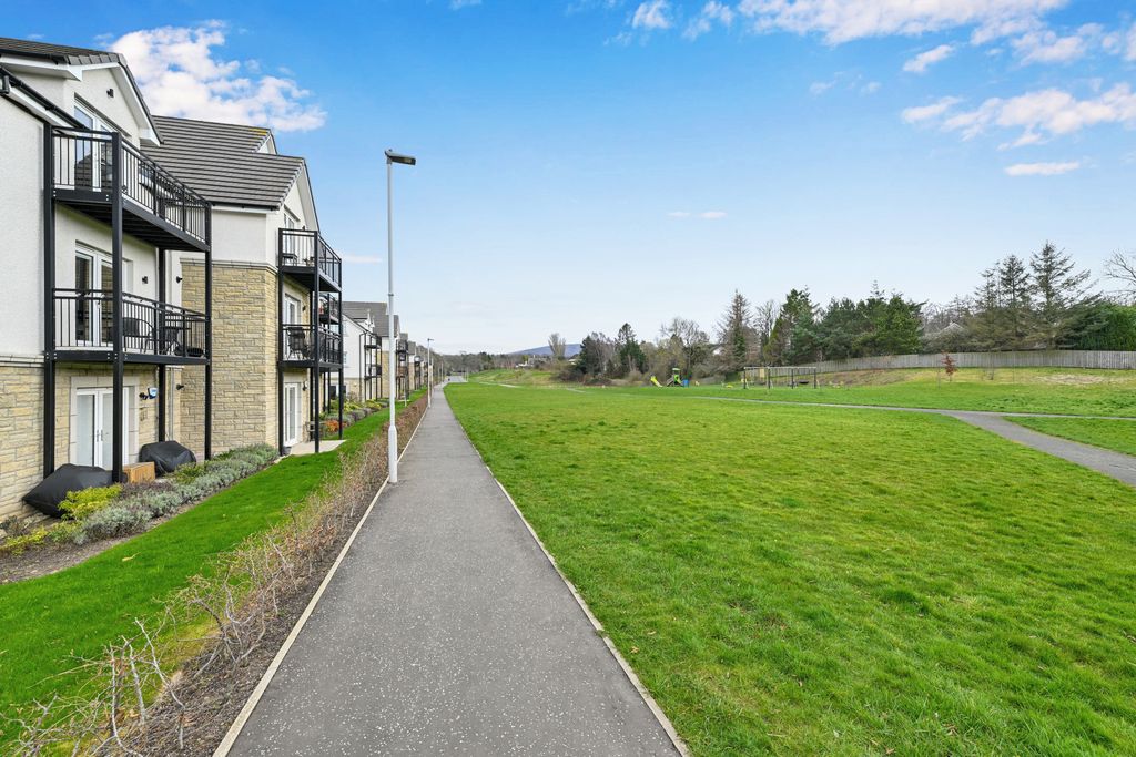Additional image 10 of 1 bed flat for sale5/2 Byrne Crescent, Balerno, Edinburgh EH14