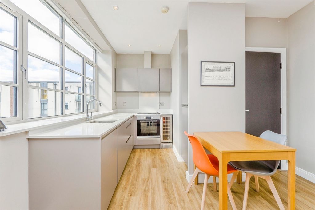 Additional image 6 of 1 bed flat for saleRomilly Crescent, Cardiff CF11