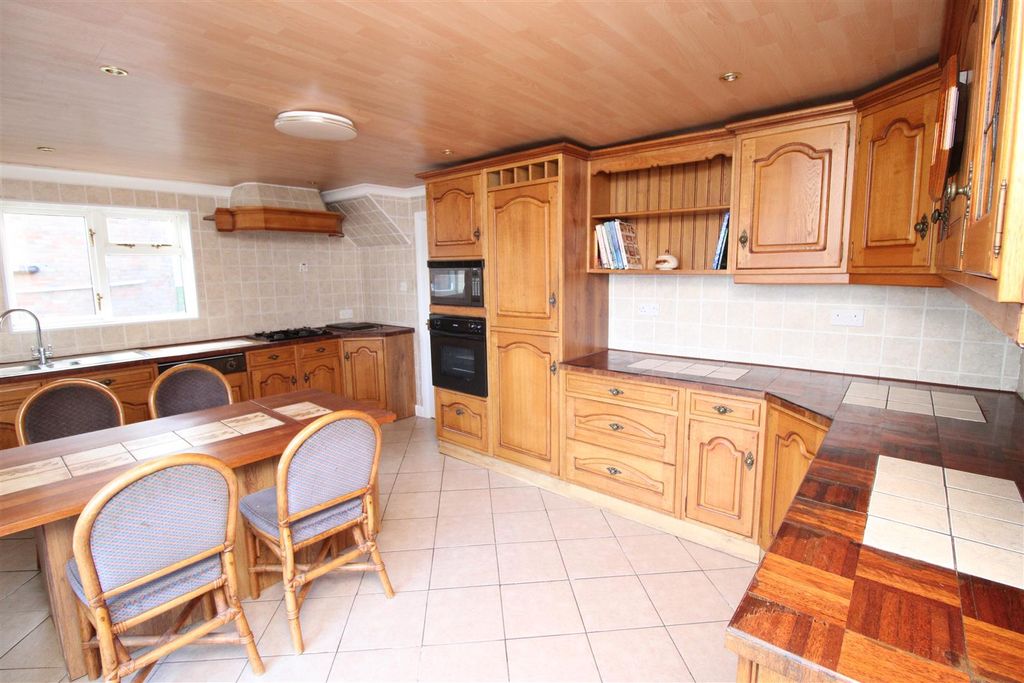 Additional image 2 of 3 bed semi-detached house for saleFairways, Bargoed CF81