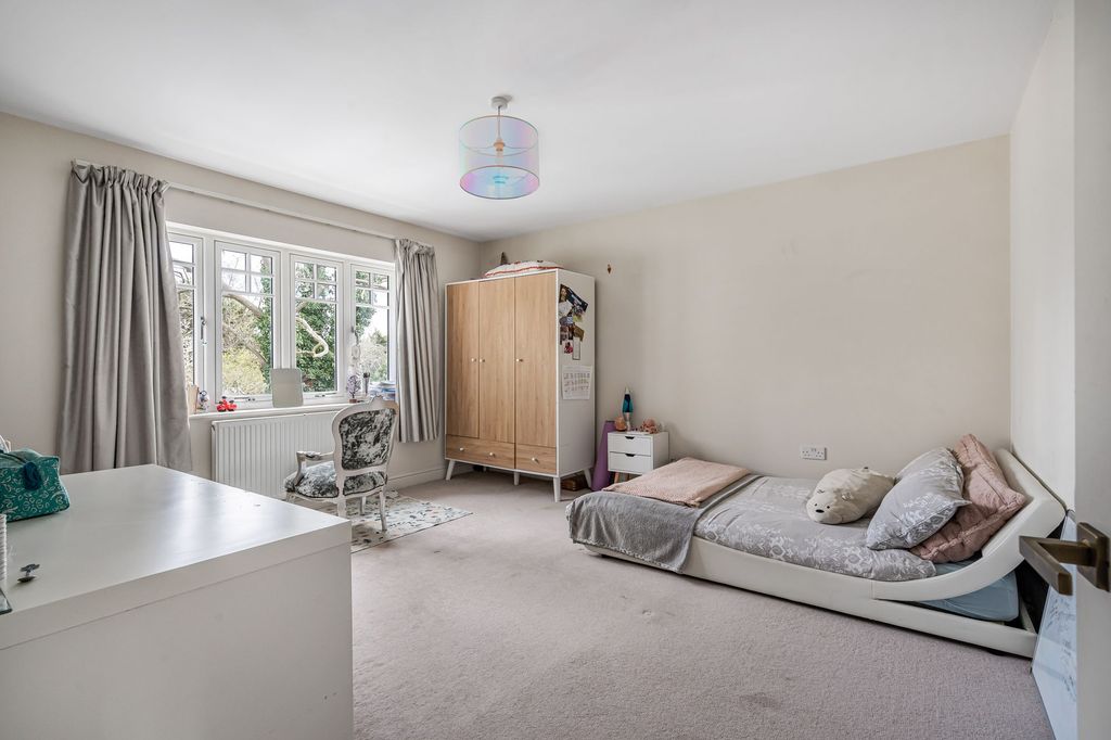 Additional image 20 of 5 bed detached house for saleHarriotts Lane, Ashtead KT21