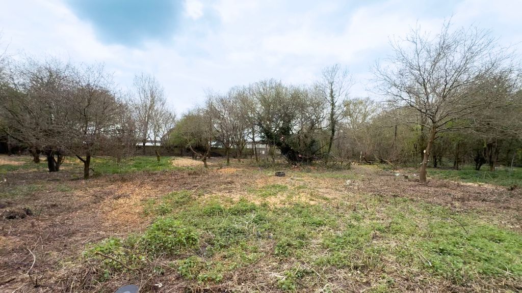 Additional image 2 of Land for saleHearsey Gardens, Blackwater, Camberley GU17