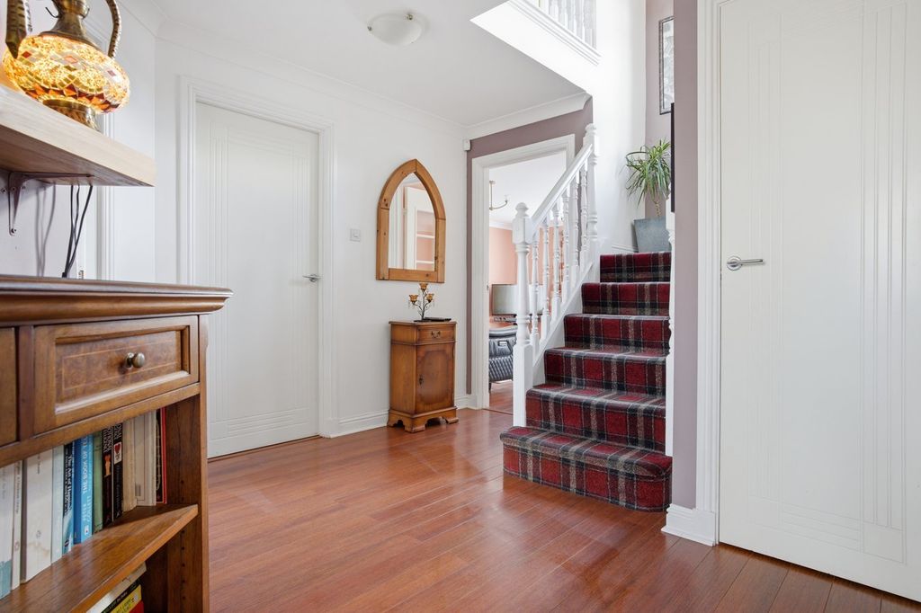 Additional image 6 of 4 bed detached house for saleMeadowpark Avenue, Bathgate EH48