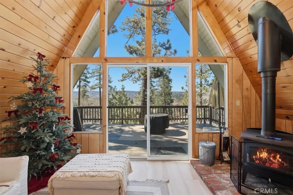 Additional image 47 of 1146 Ridge Rd, Fawnskin, CA 92333