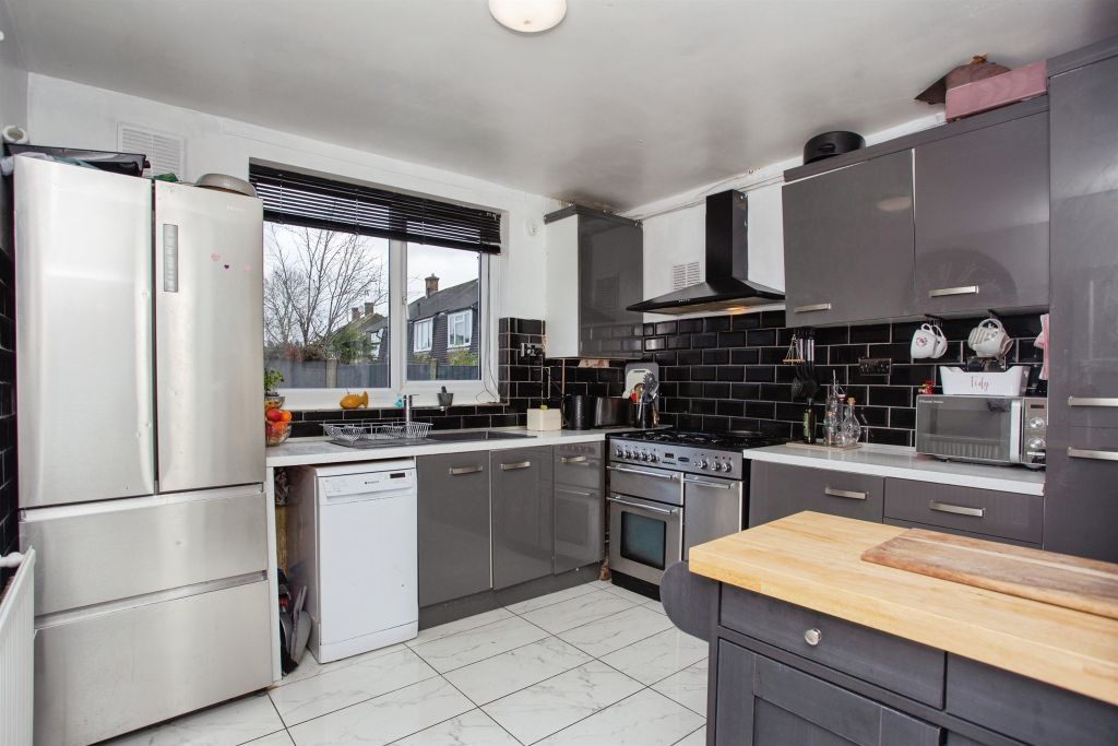 Additional image 4 of 7 bed semi-detached house for saleMaylands Road, Watford WD19