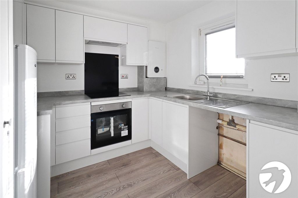 Additional image 2 of 2 bed flat for saleHeathdene Drive, Belvedere DA17