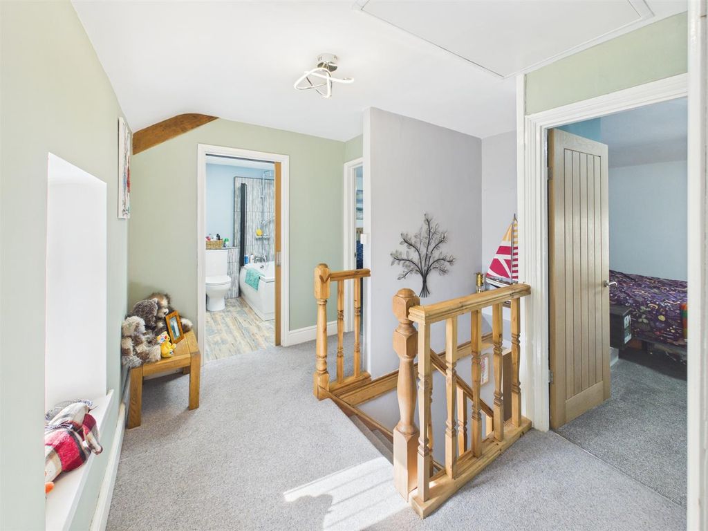 Additional image 15 of 3 bed detached house for saleHendre Road, Capel Hendre, Ammanford SA18