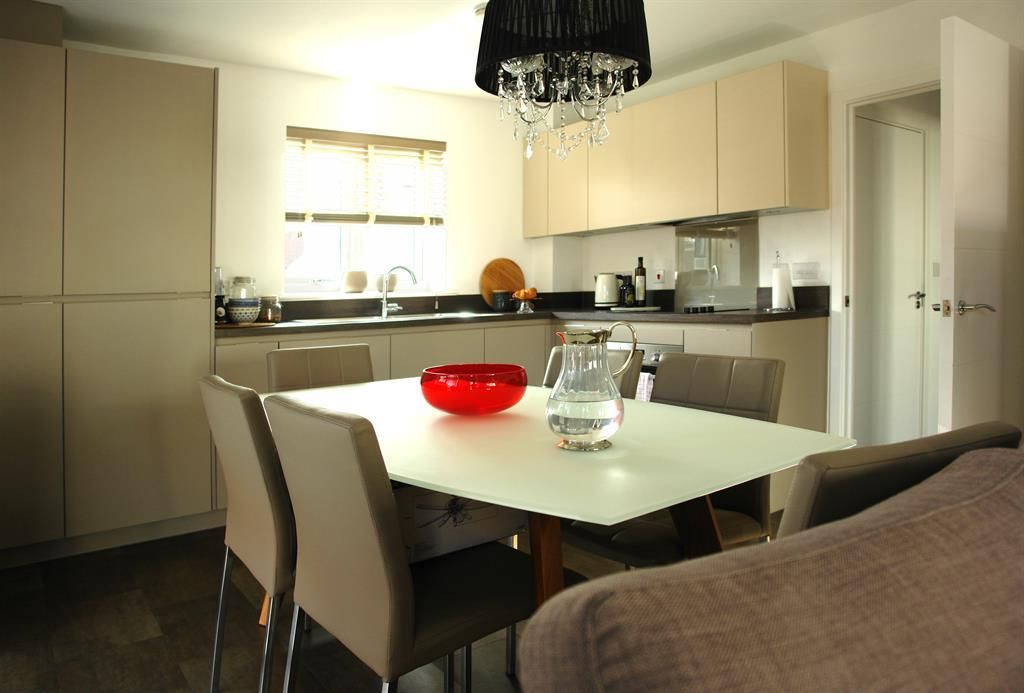 Additional image 3 of 2 bed flat for salePilots View, Chatham ME4