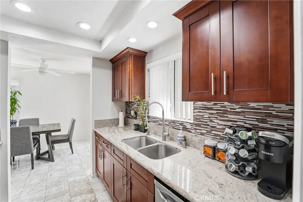 Additional image 81 of 800 Termino Avenue Unit 5, Long Beach, CA 90804