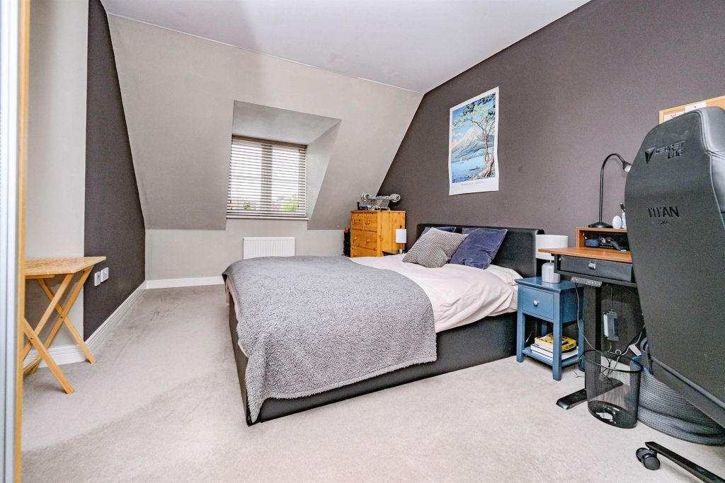 Additional image 5 of 4 bed semi-detached house for saleSouth Way, Abbots Langley WD5