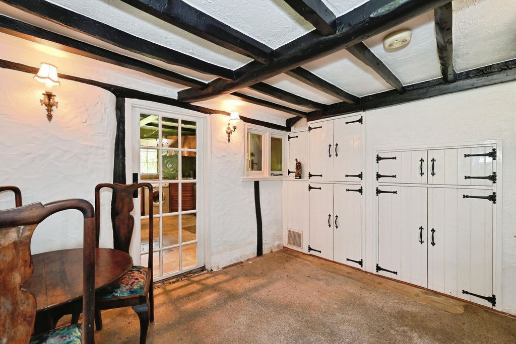 Additional image 9 of 4 bed cottage for sale36A Elm Road, Reading RG6
