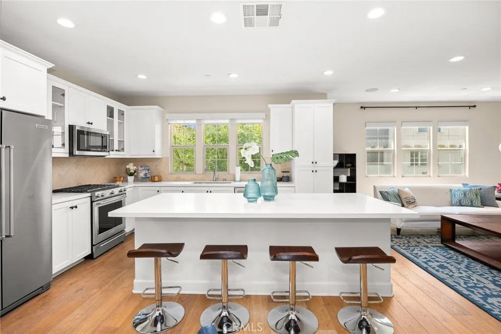Additional image 46 of 843 Orchid Way Unit D, Azusa, CA 91702