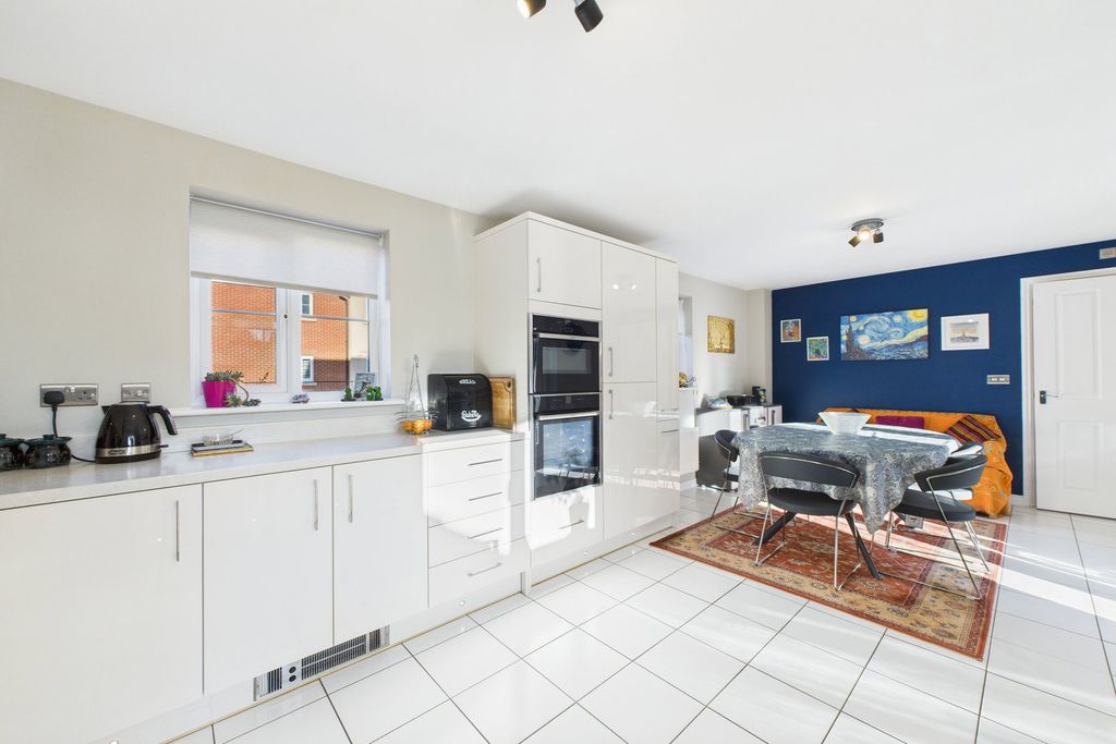 Additional image 8 of 4 bed detached house for saleNuthatch Way, Attleborough NR17