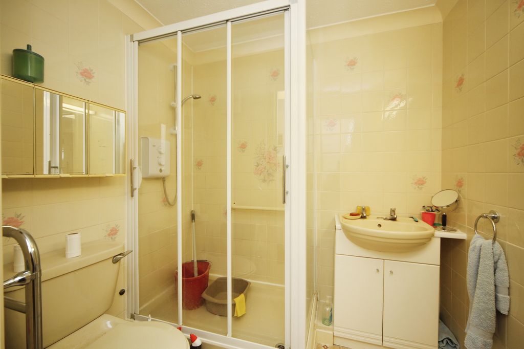 Additional image 5 of 1 bed flat for saleMalin Court, Alcester B49