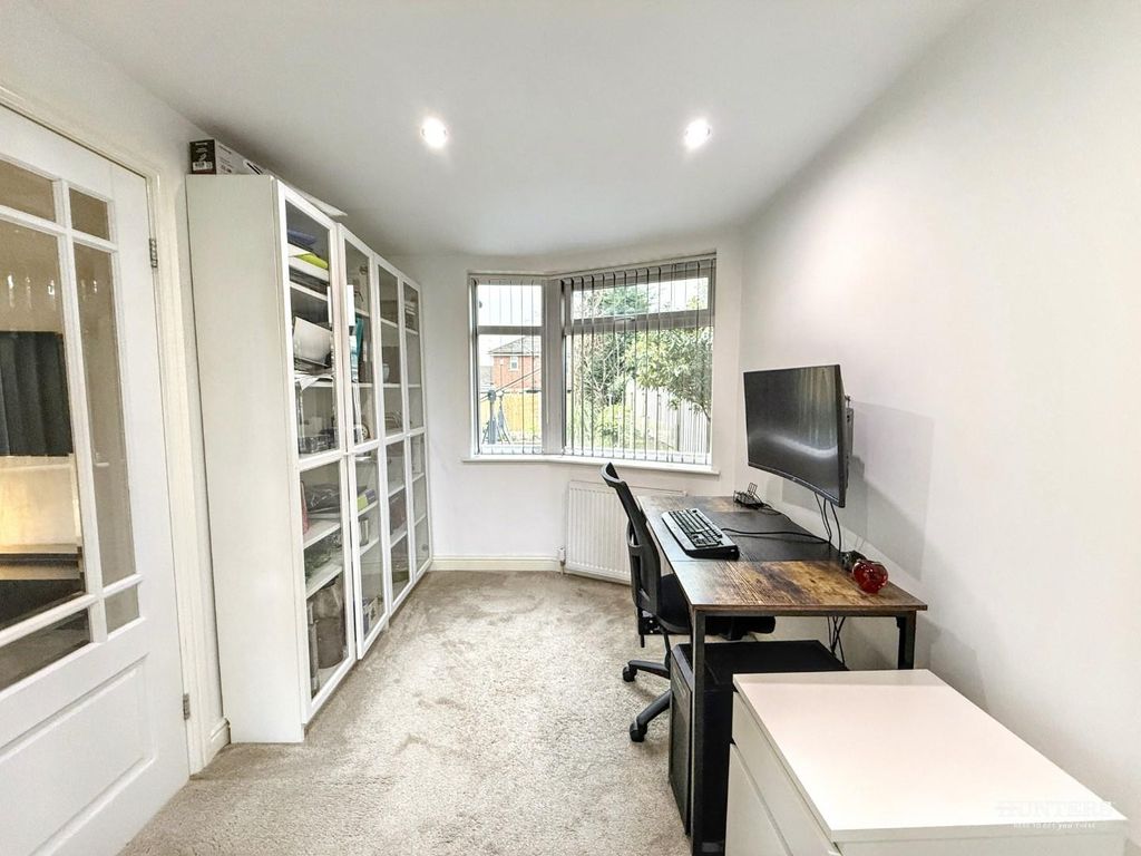 Additional image 10 of 4 bed detached house for saleManor Road, Soothill, Batley WF17