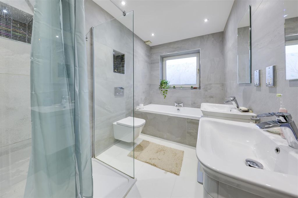 Additional image 20 of 5 bed detached house for saleGreensnook Lane, Bacup, Lancashire OL13