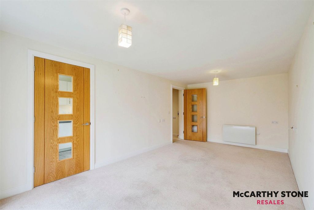 Additional image 6 of 1 bed flat for saleWayfarer Place, The Dean, Alresford SO24