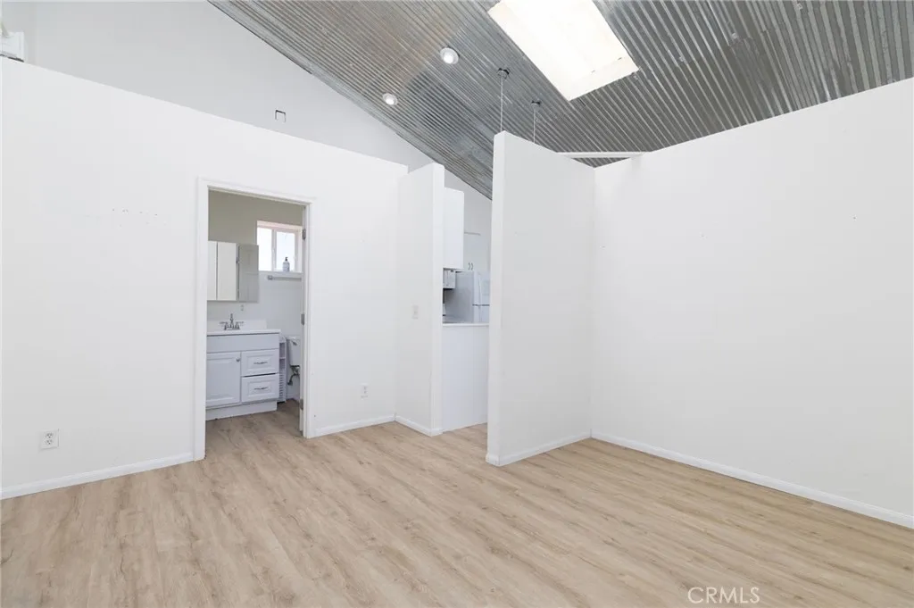 Additional image 110 of 30550 Stein Way, Hemet, CA 92543
