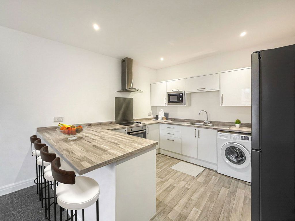 Additional image 9 of 4 bed flat for salePrince Street, Hull HU1